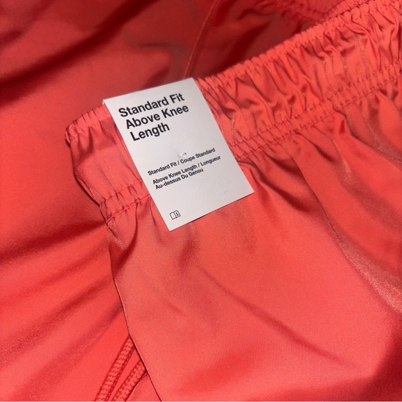 Nike Men’s Club 6’’ Woven Flow Shorts NWT - Picture 7 of 11